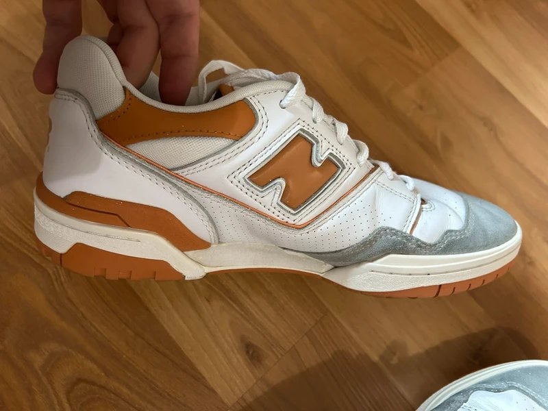 New Balance 550