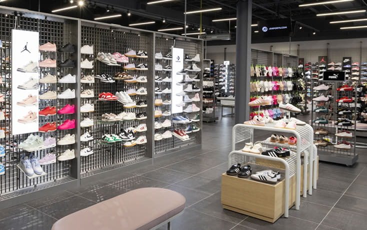 Sneakers Buying Guides